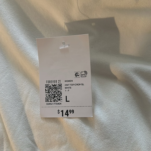 White Ruched Sleeveless Crop Top - Picture 4 of 4